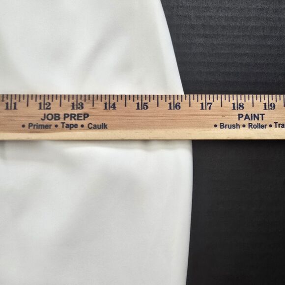 St John Crepe Pencil Skirt Size 6 White Silk Lined Back Slit Office Professional - Picture 7 of 8